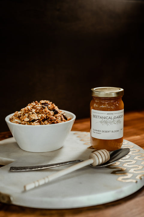 Wild Iris Gluten-Free Granola Bowl & Beetanical Garden Raw Honey | Wild Iris Coffeehouse